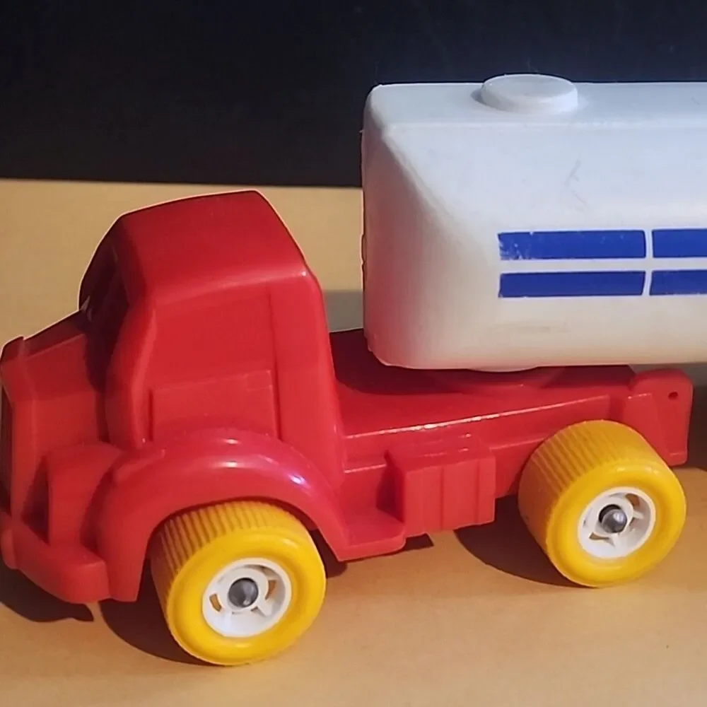 Aral Tanker Toy Truck Vintage Viking Plastic made in Sweden.